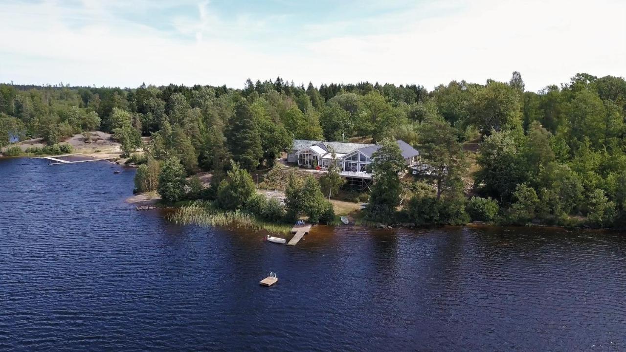Stenhaella Bed&Breakfast Holmsjö Eksteriør billede