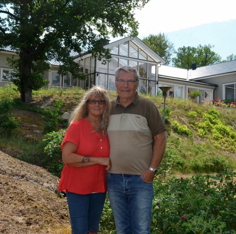 Stenhaella Bed&Breakfast Holmsjö Eksteriør billede