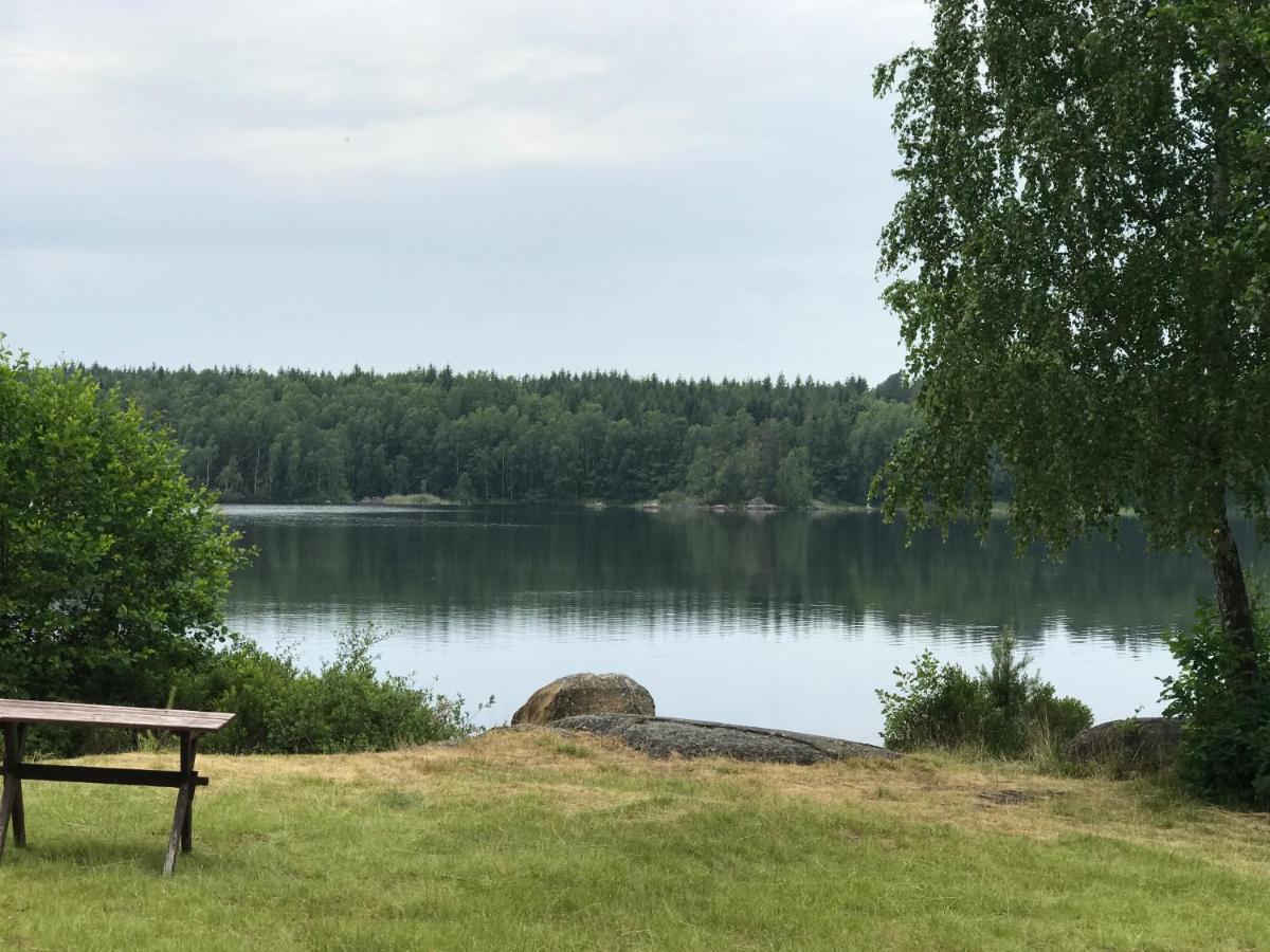 Stenhaella Bed&Breakfast Holmsjö Eksteriør billede
