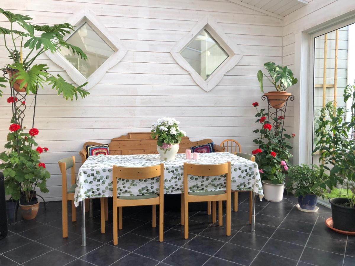 Stenhaella Bed&Breakfast Holmsjö Eksteriør billede